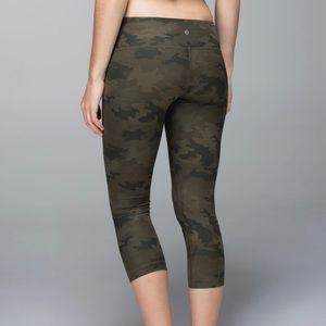 Lululemon Camo Crop Leggings
